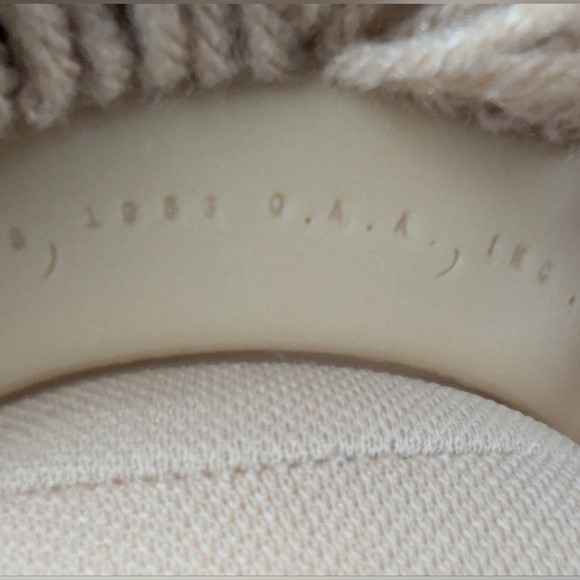 Cabbage Patch Kid Doll In Excellent Condition Clothes Have Stains - Picture 10 of 16